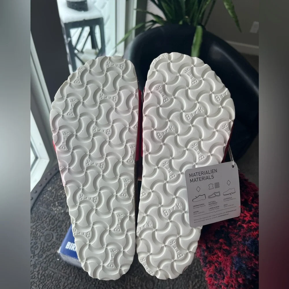 BIRKENSTOCK MADRID SANDALS IN TANGO RED PATENT 35 EU  4-4.5 US - Picture 7 of 8